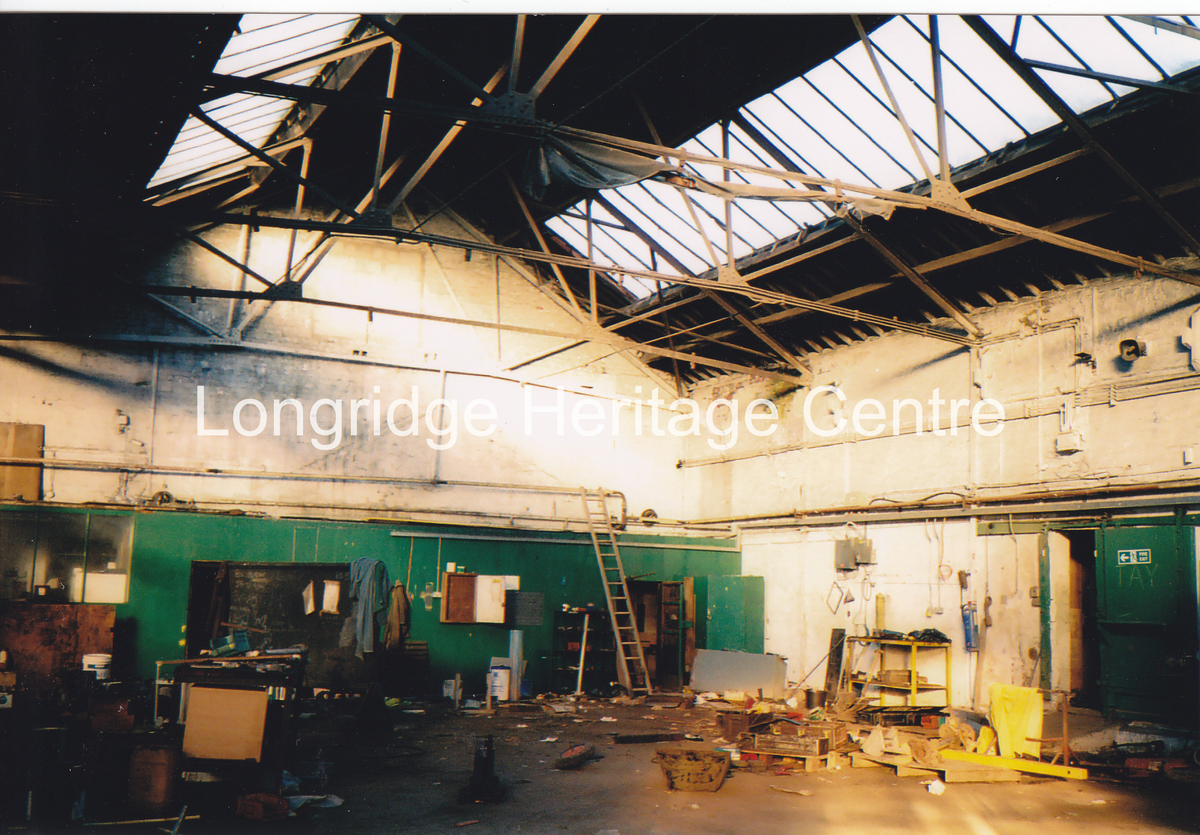908C - Poplar Foundry Ryans - View inside building - 2004